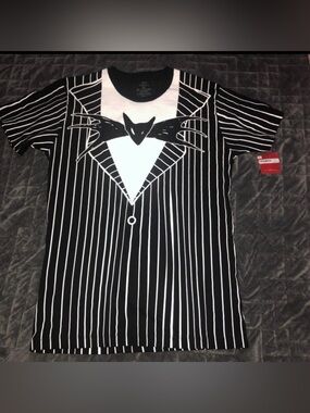 Disney Nightmare Before Christmas Mens XS T-Shirt Jack Skellington Bow Tie